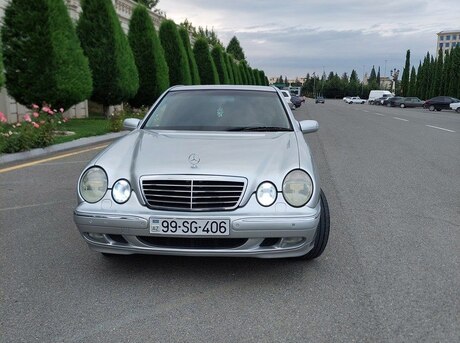 Mercedes E 270 2000