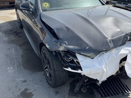 Mercedes C 300 e 2023
