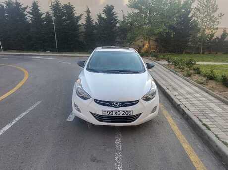 Hyundai Elantra 2012
