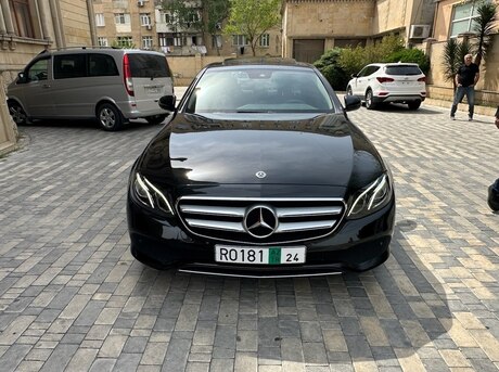 Mercedes E 200