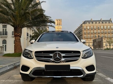Mercedes GLC 250 4MATIC 2017