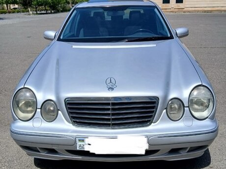 Mercedes E 270 2000
