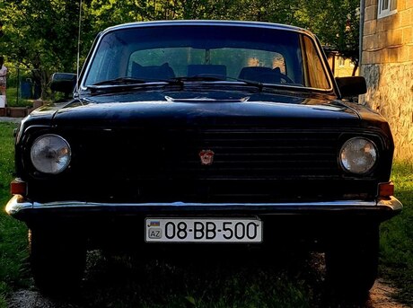 GAZ 24 1986