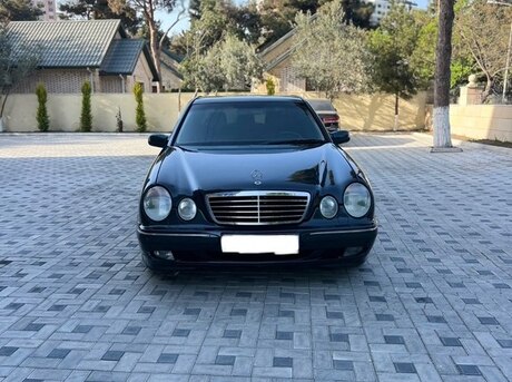 Mercedes E 240 2000