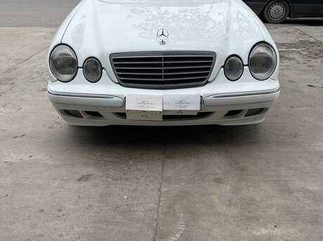 Mercedes E 270 2001