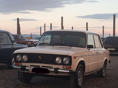 LADA (VAZ) 2106 1988