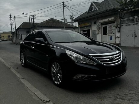Hyundai Sonata 2010