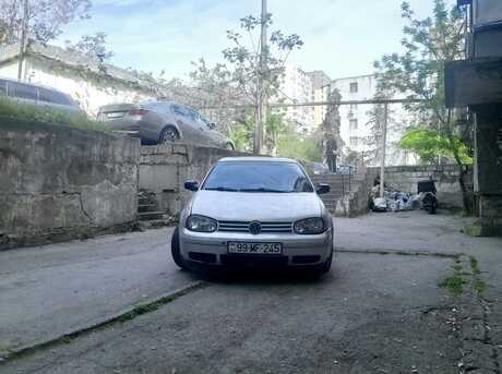 Volkswagen Golf 1998