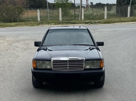 Mercedes 190 1990