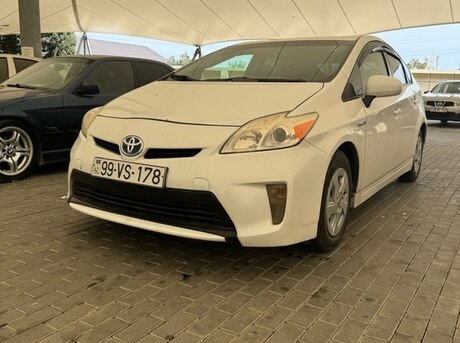 Toyota Prius 2012