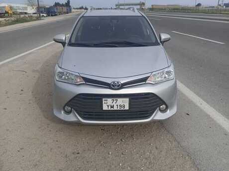 Toyota Corolla Fielder 2016