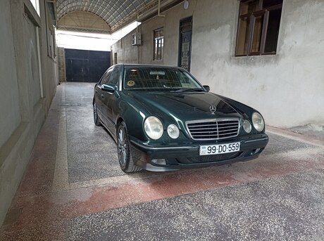 Mercedes E 270 2000