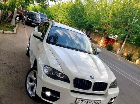 BMW X6 2011