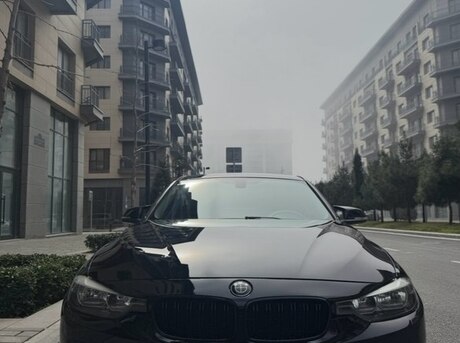 BMW 330 2017