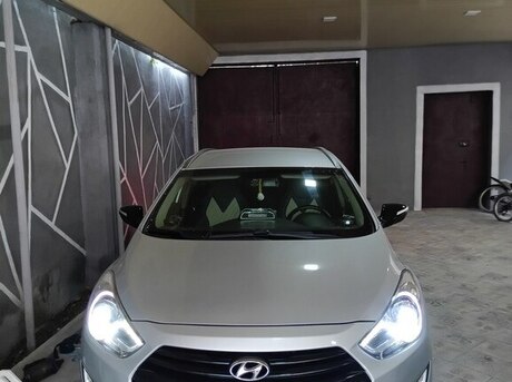 Hyundai i40 2012