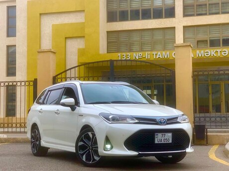 Toyota Corolla Fielder 2018