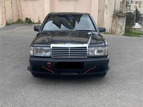 Mercedes 190 1989