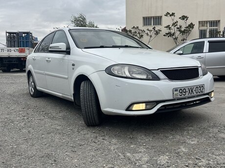 Daewoo Gentra 2014