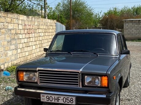LADA (VAZ) 2107 2010
