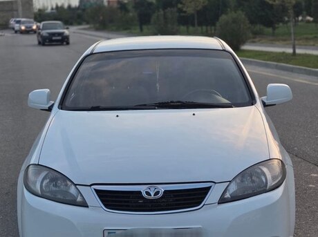 Daewoo Gentra 2014