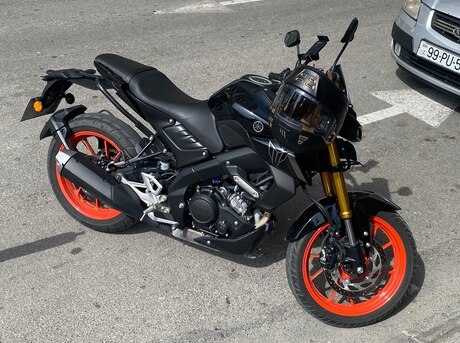 Yamaha MT-15