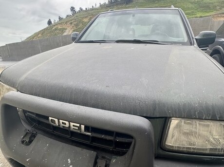Opel Frontera 2000
