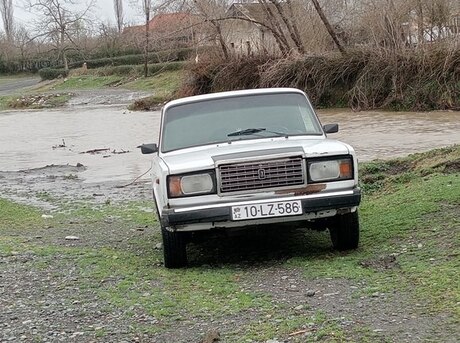 LADA (VAZ) 2107 2003
