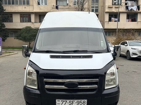 Ford Transit 2010