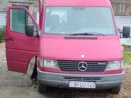 Mercedes Sprinter 208 1999