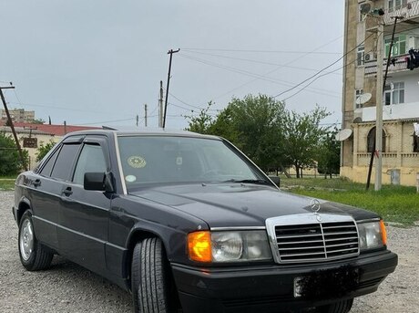 Mercedes 190 1990