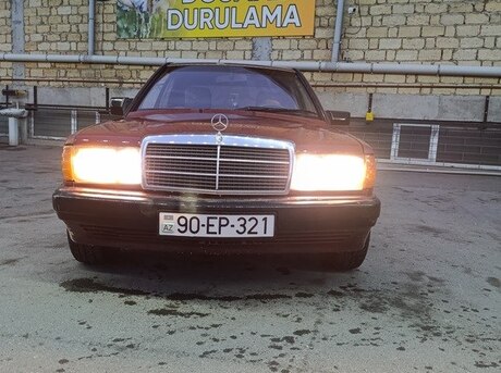 Mercedes 190 1992