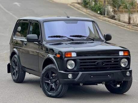 LADA (VAZ) Niva 2023