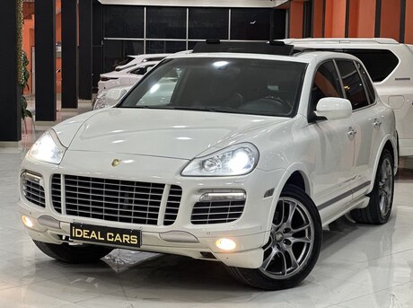Porsche Cayenne GTS