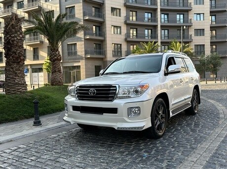 Toyota Land Cruiser 2013
