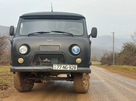 UAZ 33036