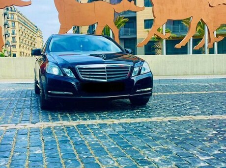 Mercedes E 220 d 2011