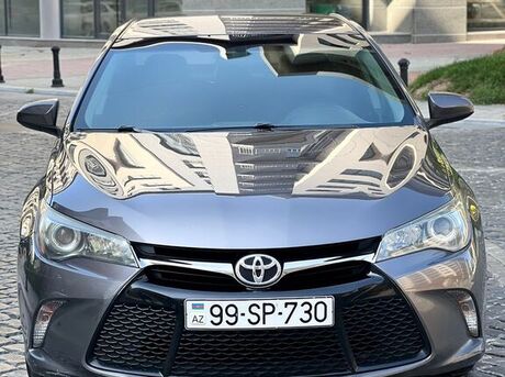Toyota Camry 2016