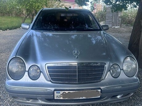 Mercedes E 200 2001