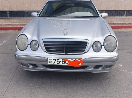 Mercedes E 240 2000
