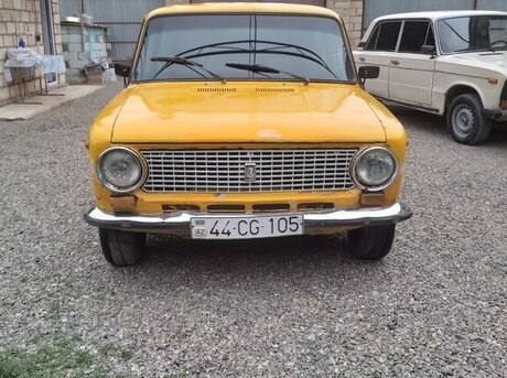 LADA (VAZ) 21011 1980