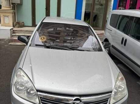 Opel Astra 2008