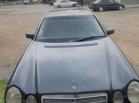 Mercedes E 220 d 1997