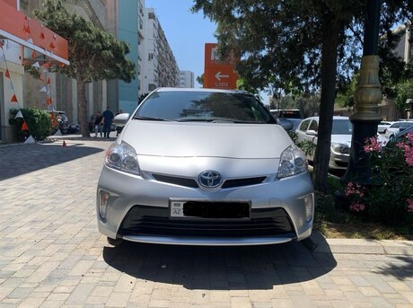 Toyota Prius 2015