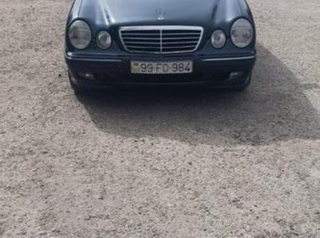 Mercedes E 220 d 2000