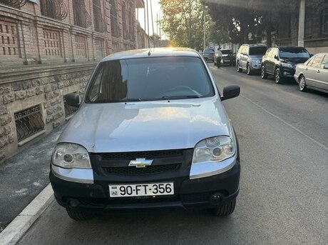 Chevrolet Niva 2009