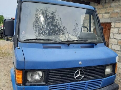 Mercedes 208 D 1995