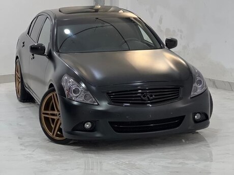 Infiniti  2008