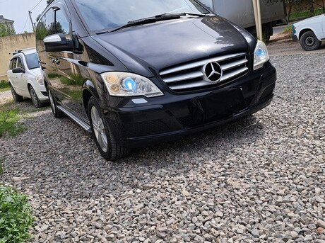 Mercedes Viano 2012
