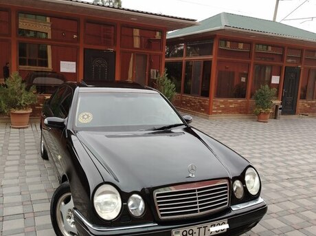 Mercedes E 240 1999