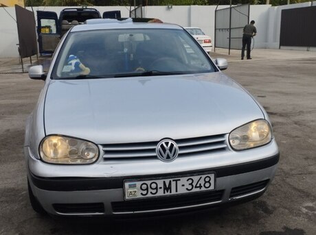 Volkswagen Golf 2000